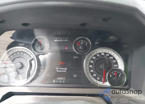 2015 Ram 1500 Outdoorsman z USA, uszkodzony, nr VIN 1C6RR7LG2FS728731